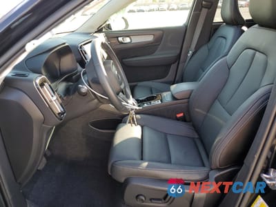 Zdjęcie 7 z 15 samochodu: 2024 VOLVO XC40 PLUS VIN:YV4L12UE8R2364726 - miniatura