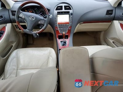 Zdjęcie 8 z 12 samochodu: 2012 LEXUS ES 350 VIN:JTHBK1EG6C2499540 - miniatura