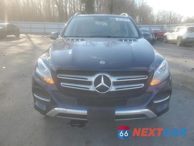 Piąte zdjęcie samochodu w środku: 2018 MERCEDES-BENZ GLE 350 4MATIC VIN:4JGDA5HB9JB195910 - miniatura