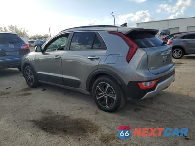 Drugie zdjęcie samochodu z przodu: 2024 KIA NIRO LX VIN:KNDCP3LE2R5121629 - miniatura