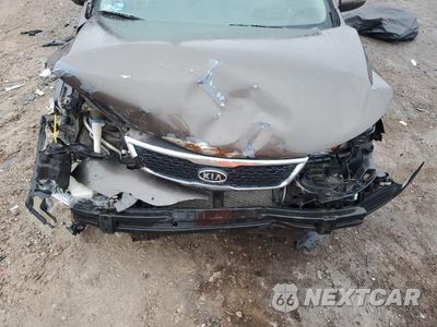 Zdjęcie 13 z 14 samochodu: 2013 KIA FORTE EX VIN:KNAFU4A25D5713200 - miniatura