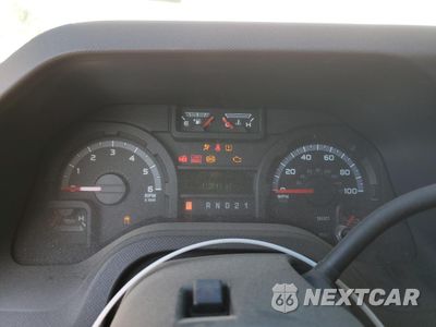 Zdjęcie 9 z 14 samochodu: 2010 FORD ECONOLINE E350 SUPER DUTY WAGON VIN:1FBSS3BL9ADA62118 - miniatura