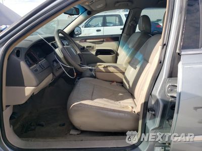 Zdjęcie 7 z 15 samochodu: 2006 LINCOLN TOWN CAR SIGNATURE VIN:1LNHM81V16Y614156 - miniatura