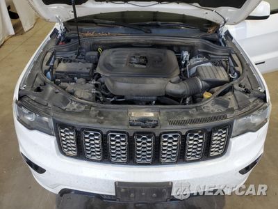 Zdjęcie 13 z 16 samochodu: 2017 JEEP GRAND CHEROKEE LAREDO VIN:1C4RJFAG0HC816042 - miniatura