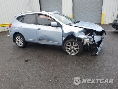Czwarte zdjęcie samochodu z boku: 2013 NISSAN ROGUE S VIN:JN8AS5MV2DW102764 - miniatura