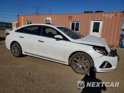 Czwarte zdjęcie samochodu z boku: 2018 HYUNDAI SONATA SPORT VIN:5NPE34AB3JH693901 - miniatura