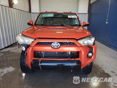 Piąte zdjęcie samochodu w środku: 2015 TOYOTA 4RUNNER SR5 VIN:JTEBU5JR1F5234419 - miniatura