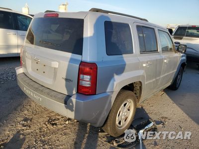 Trzecie zdjęcie samochodu z tyłu: 2010 JEEP PATRIOT SPORT VIN:1J4NF2GB7AD587597 - miniatura