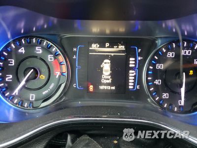 Zdjęcie 9 z 13 samochodu: 2016 CHRYSLER 200 S VIN:1C3CCCBB8GN161749 - miniatura