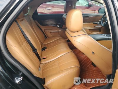 Zdjęcie 10 z 12 samochodu: 2011 JAGUAR XJ SUPERCHARGED VIN:SAJWA1GE3BMV03310 - miniatura