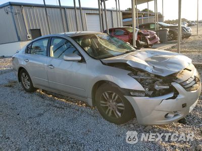 Czwarte zdjęcie samochodu z boku: 2012 NISSAN ALTIMA BASE VIN:1N4AL2AP5CN527922 - miniatura