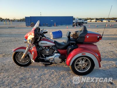 Trzecie zdjęcie samochodu z tyłu: 2019 HARLEY-DAVIDSON FLHTCUTG VIN:1HD1MAF1XKB860735 - miniatura
