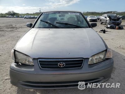 Piąte zdjęcie samochodu w środku: 2000 TOYOTA CAMRY CE VIN:4T1BG22K4YU660640 - miniatura