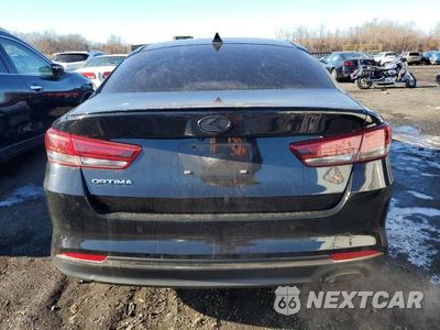 Zdjęcie 6 z 12 samochodu: 2018 KIA OPTIMA LX VIN:5XXGT4L3XJG202783 - miniatura
