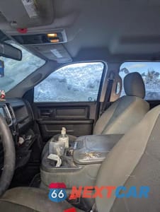 Zdjęcie 13 z 14 samochodu: 2013 RAM 2500 ST VIN:3C6UR5CL0DG581390 - miniatura