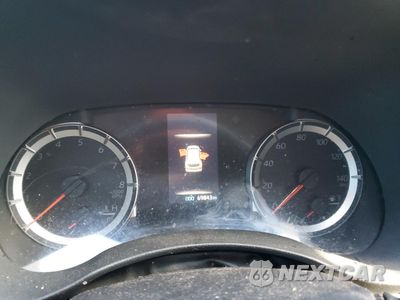 Zdjęcie 9 z 16 samochodu: 2021 TOYOTA HIGHLANDER L VIN:5TDZZRAH1MS530356 - miniatura