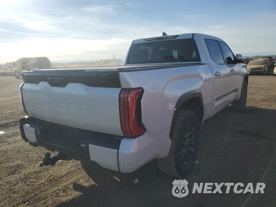 Trzecie zdjęcie samochodu z tyłu: 2022 TOYOTA TUNDRA CREWMAX PLATINUM VIN:5TFNA5EC2NX005816 - miniatura