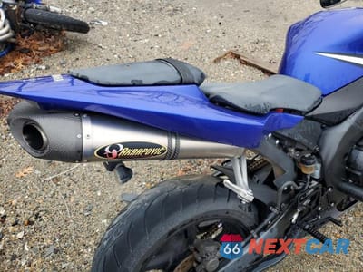 Zdjęcie 6 z 10 samochodu: 2006 YAMAHA YZFR1 VIN:JYARN15E36A000995 - miniatura