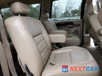 Zdjęcie 10 z 14 samochodu: 2003 FORD EXCURSION LIMITED VIN:1FMSU43P83ED55014 - miniatura