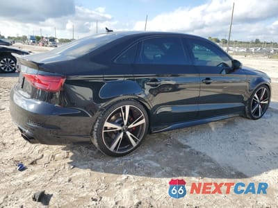 Trzecie zdjęcie samochodu z tyłu: 2019 AUDI RS3 VIN:WUABWGFF1KA904516 - miniatura