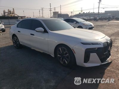 Czwarte zdjęcie samochodu z boku: 2023 BMW 760 XI VIN:WBA33EJ00PCL84531 - miniatura