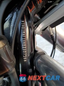 Zdjęcie 9 z 9 samochodu: 2019 HARLEY-DAVIDSON FLHTCUTG VIN:1HD1MAF1XKB860735 - miniatura