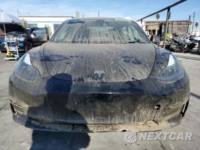 Piąte zdjęcie samochodu w środku: 2023 TESLA MODEL 3 VIN:5YJ3E1EA0PF480980 - miniatura