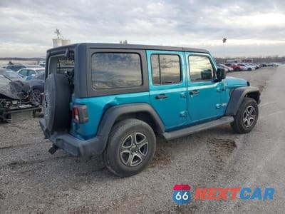 Trzecie zdjęcie samochodu z tyłu: 2020 JEEP WRANGLER UNLIMITED SPORT VIN:1C4HJXDN0LW323111 - miniatura