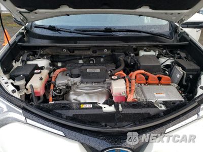 Zdjęcie 13 z 16 samochodu: 2018 TOYOTA RAV4 HV LIMITED VIN:JTMDJREV6JD249341 - miniatura