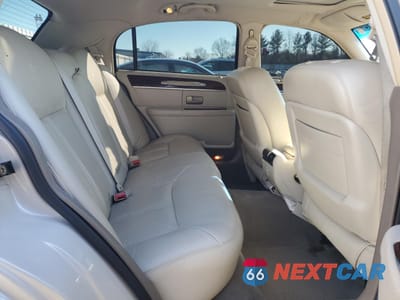 Zdjęcie 11 z 14 samochodu: 2003 LINCOLN TOWN CAR CARTIER VIN:1LNHM83W03Y672471 - miniatura