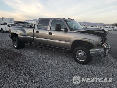 Czwarte zdjęcie samochodu z boku: 2006 CHEVROLET SILVERADO K3500 VIN:1GCJK33D46F205468 - miniatura
