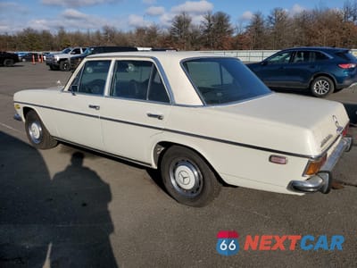 Drugie zdjęcie samochodu z przodu: 1972 MERCEDES-BENZ 240-CLASS VIN:00011511012266108 - miniatura