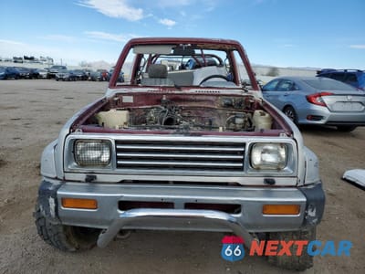 Piąte zdjęcie samochodu w środku: 1990 DAIHATSU ROCKY SE VIN:JD2FF3103L6301075 - miniatura