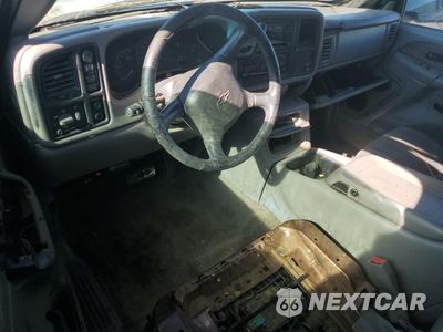 Zdjęcie 8 z 13 samochodu: 2002 CHEVROLET SILVERADO K1500 VIN:2GCEK19T021323359 - miniatura