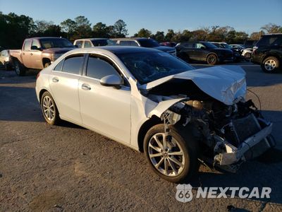 Czwarte zdjęcie samochodu z boku: 2020 MERCEDES-BENZ A 220 4MATIC VIN:WDD3G4FB8LW038575 - miniatura