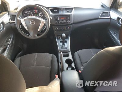 Zdjęcie 8 z 11 samochodu: 2017 NISSAN SENTRA S VIN:3N1AB7AP3HY368969 - miniatura