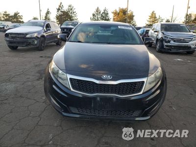 Piąte zdjęcie samochodu w środku: 2013 KIA OPTIMA LX VIN:5XXGM4A72DG221674 - miniatura