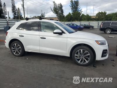 Czwarte zdjęcie samochodu z boku: 2021 AUDI Q5 PREMIUM PLUS VIN:WA1BAAFY9M2022169 - miniatura