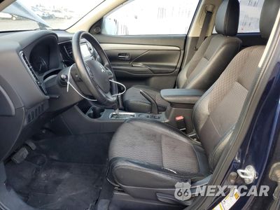 Zdjęcie 7 z 14 samochodu: 2015 MITSUBISHI OUTLANDER SE VIN:JA4AD3A39FZ013444 - miniatura