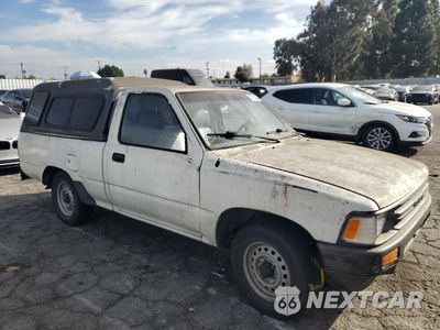 Czwarte zdjęcie samochodu z boku: 1989 TOYOTA PICKUP 1/2 TON SHORT WHEELBASE VIN:JT4RN81R5K0006528 - miniatura