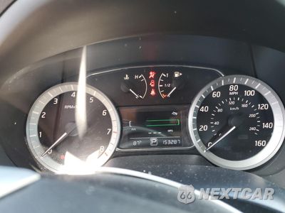 Zdjęcie 9 z 13 samochodu: 2014 NISSAN SENTRA S VIN:3N1AB7AP7EY215930 - miniatura