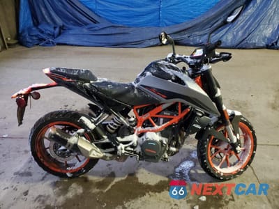 2022 KTM 390 DUKE MD2JPJ402NC252011 - główne zdjęcie licytacji z USA - miniatura
