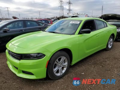 2023 DODGE CHARGER SXT 2C3CDXBG3PH697582 - główne zdjęcie licytacji z USA - miniatura