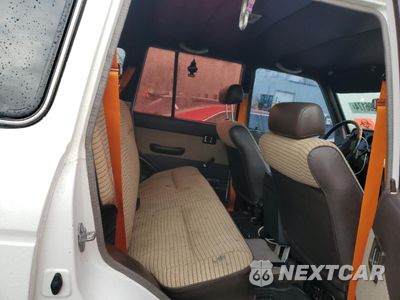 Zdjęcie 10 z 12 samochodu: 1987 TOYOTA LAND CRUISER FJ60 VIN:JT3FJ60G8H1138922 - miniatura