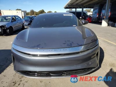 Piąte zdjęcie samochodu w środku: 2023 LUCID MOTORS AIR PURE VIN:50EA1PFAXPA009816 - miniatura