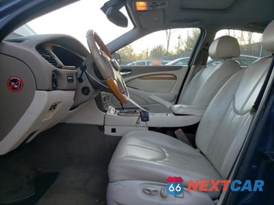 Zdjęcie 7 z 12 samochodu: 2002 JAGUAR S-TYPE VIN:SAJDA01N82FM23371 - miniatura