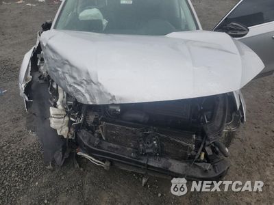 Zdjęcie 11 z 13 samochodu: 2017 VOLKSWAGEN PASSAT SE VIN:1VWBT7A33HC001118 - miniatura