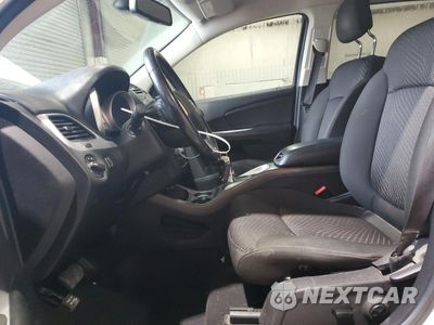 Zdjęcie 7 z 15 samochodu: 2020 DODGE JOURNEY SE VIN:3C4PDCAB6LT273259 - miniatura