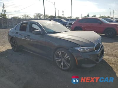 Czwarte zdjęcie samochodu z boku: 2023 BMW 330I VIN:3MW69FF07P8D19144 - miniatura