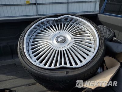 Zdjęcie 14 z 16 samochodu: 2020 RAM 1500 LONGHORN VIN:1C6SRFKT5LN137751 - miniatura